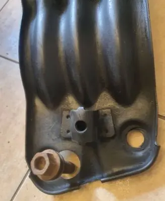 Volkswagen Transporter - Caravelle T4 Spare wheel mounting bracket 