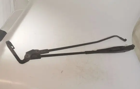Toyota Aygo AB10 Front wiper blade arm 12787