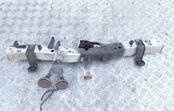 Toyota Avensis T270 Radiator support slam panel