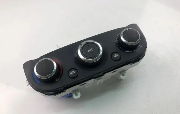 Interior fan control switch