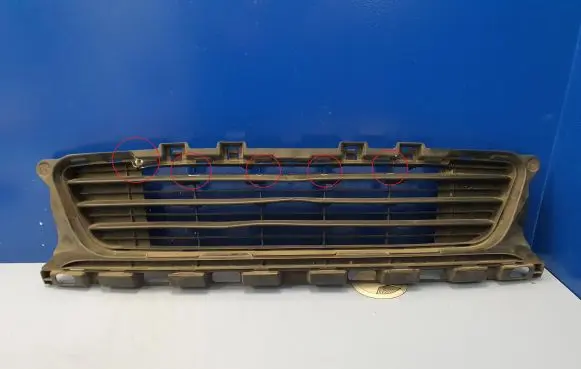 Peugeot 308 Front bumper lower grill AA38261457