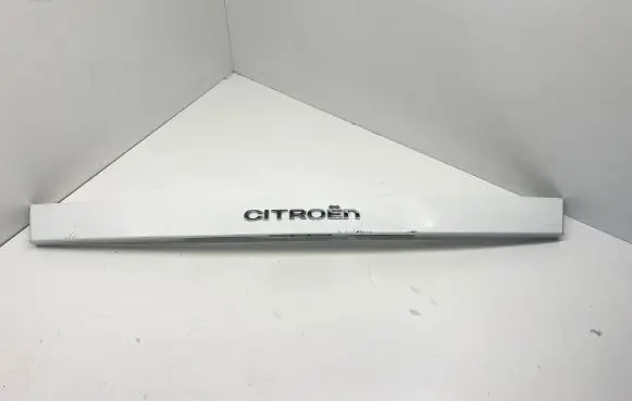 Citroen DS4 Tailgate trim 9687506277