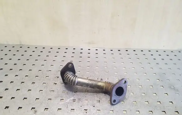 Audi A2 EGR valve line/pipe/hose 045131521