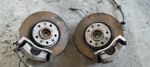 Peugeot 308 Front wheel hub spindle knuckle FGHUKEWRTTYU