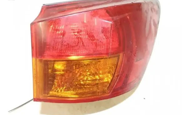 Lexus IS 220D-250-350 Rear/tail lights