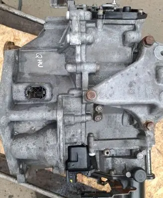 Volkswagen Golf Sportsvan Automatic gearbox QHU 9108170