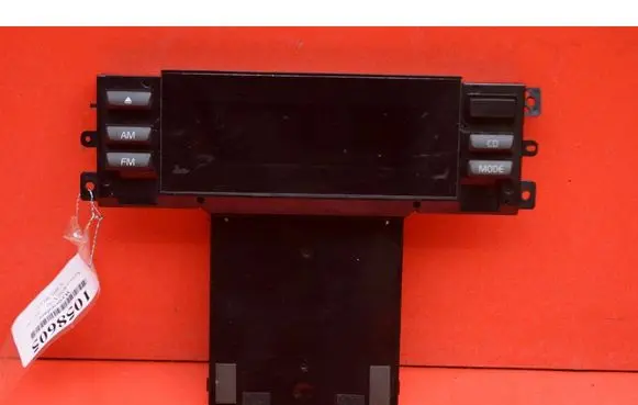 Volvo V70 Radio/CD/DVD/GPS head unit 30797715