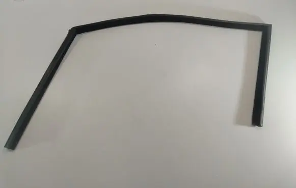 BMW 5 E60 E61 Rubber seal front coupe door window 51357044181