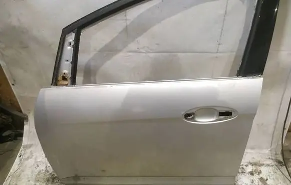 Ford Grand C-MAX Front door PILKOS