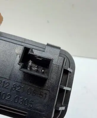 Mercedes-Benz GLE W167 Tailgate/trunk/boot open switch 2128210651 31020305