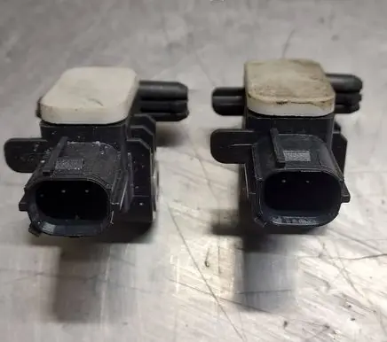 Mitsubishi Outlander Airbag deployment crash/impact sensor 8651A166