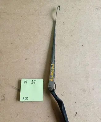 Nissan Almera Front wiper blade arm 1119