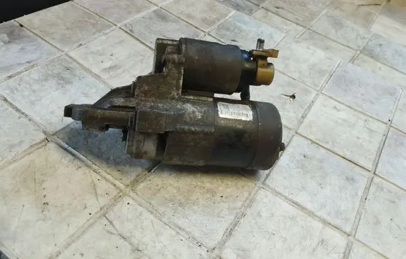 Mazda 6 Starter motor M000T90981