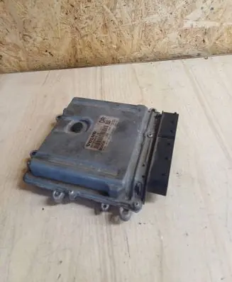 Volvo S60 Engine control unit/module 30729826A 0281012103 1039S10667