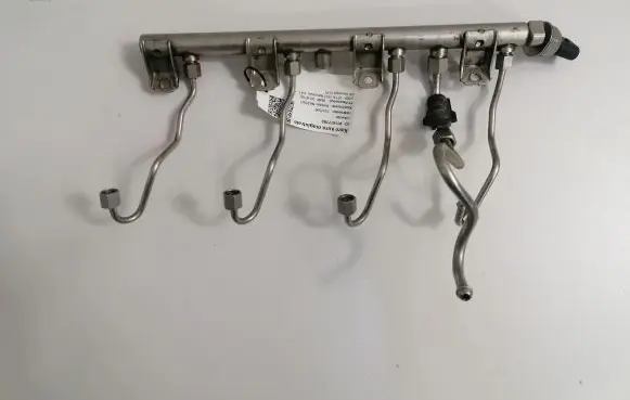 BMW X5M E70 Fuel main line pipe 7547599