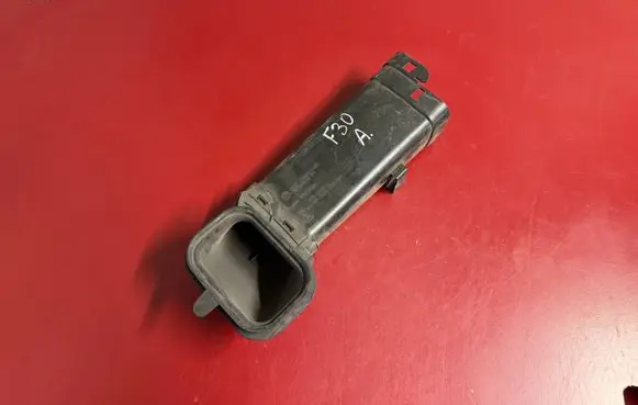 BMW 3 F30 F35 F31 Air intake duct part 7602650 13717602650