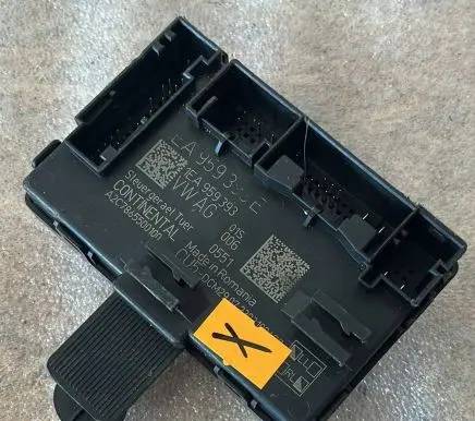Volkswagen ID.3 Door control unit/module 1EA959393E