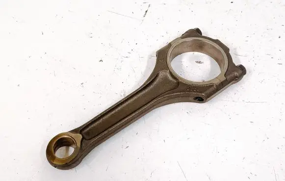 Volkswagen Touareg II Connecting rod/conrod 022B
