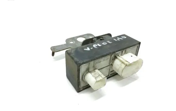 Coolant fan relay