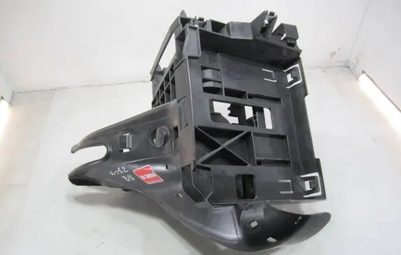 Volkswagen PASSAT B8 Relay mounting block 3Q1941395