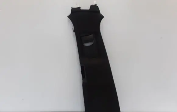 (B) pillar trim (bottom)