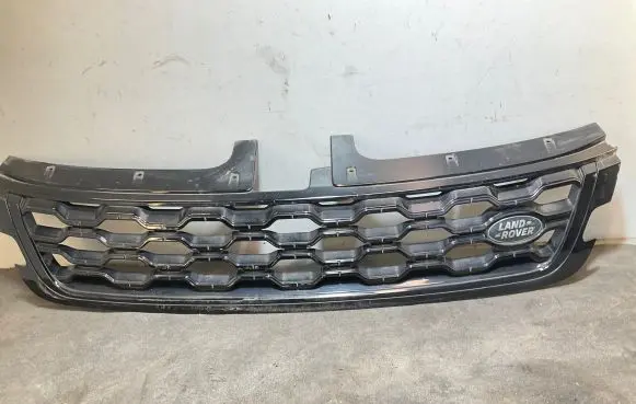 Land Rover Evoque II Front bumper upper radiator grill K8D28200C