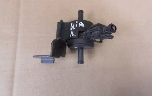 KIA Rio Valve vacuum 2891026900 9270930003