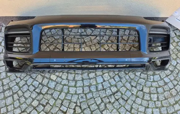 Porsche Cayenne (9Y0 9Y3) Front bumper 9Y0807221B