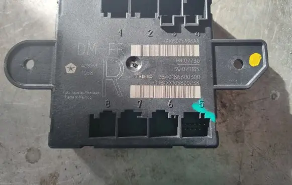 Dodge Journey Door control unit/module P05026596AA
