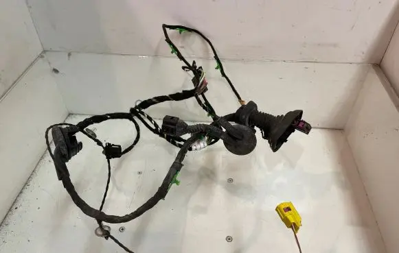 Audi A6 S6 C6 4F Front door wiring loom 4F1971030A 152214