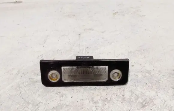 Skoda Octavia Mk2 (1Z) Number plate light 1Z0943021
