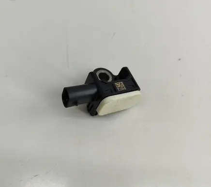 Maserati Quattroporte Airbag deployment crash/impact sensor A1668210151 56054085AA