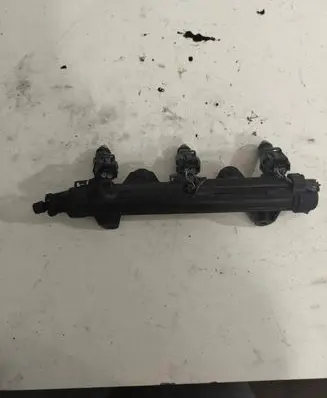 Skoda Fabia Mk1 (6Y) Fuel main line pipe 03E133320