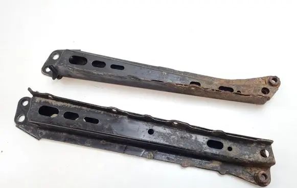 Radiator support slam panel bracket