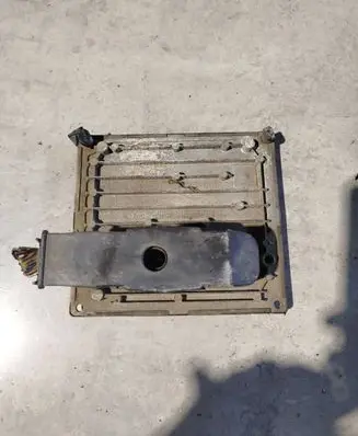 Ford Fiesta Engine control unit/module 6s61-12a650-fd 6s6112a650fd s120977315d