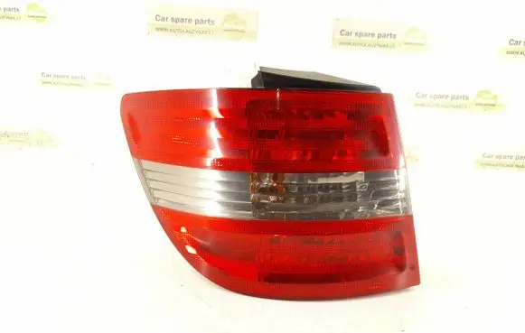 Rear/tail lights