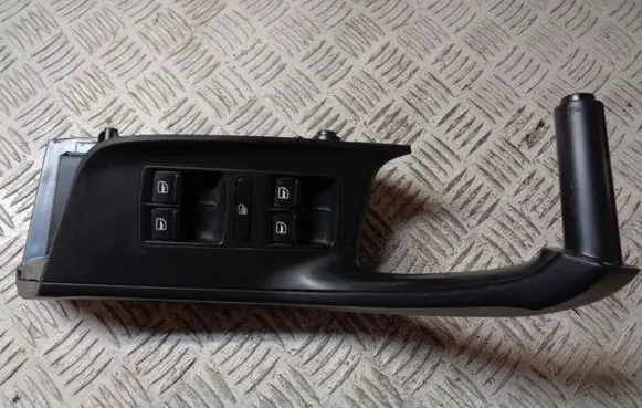 Seat Ibiza IV (6J,6P) Electric window control switch 6J1867179A