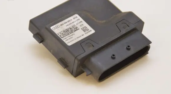 Audi Q7 4M Fuel injection pump control unit/module 4M0906093H
