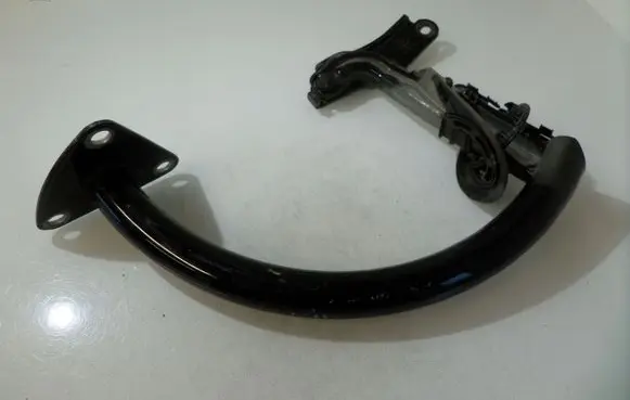 Volkswagen PASSAT B6 Tailgate/trunk/boot hinge 3C5827301B
