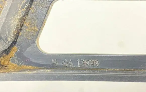 Opel Zafira B Rear bumper mounting bracket H0413999 000137794