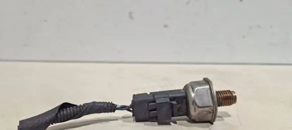 Ford Mondeo MK IV Fuel pressure sensor 9658227880