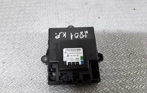 Mercedes-Benz A W169 Door control unit/module A1698207326