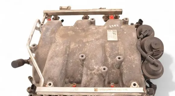 Mercedes-Benz CLS C219 Intake manifold A2721402401