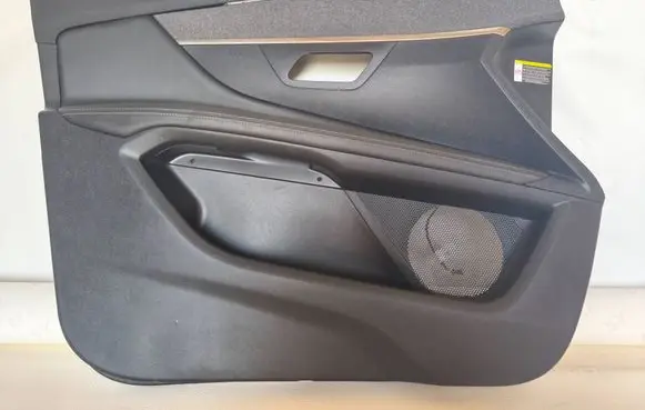 Peugeot 3008 II Front door card panel trim 9810511977 00226035 9815749677