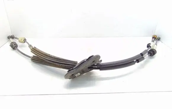 Renault Megane I Gear shift cable linkage 