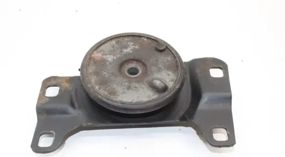 Ford Kuga I Engine mount bracket