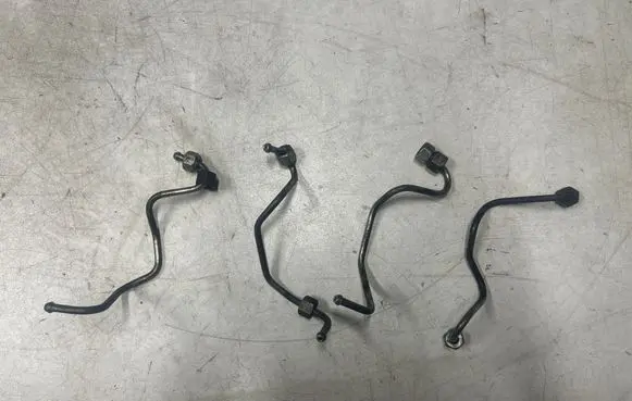 Ford S-MAX Fuel injector supply line/pipe 