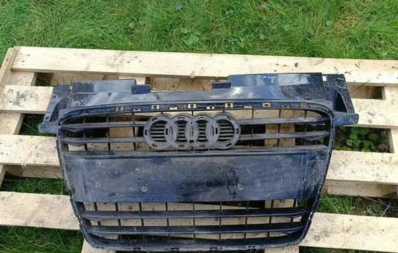 Audi A3 S3 8V Front grill 