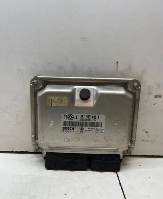 Volkswagen PASSAT B5.5 Engine control unit/module 3B1907401B