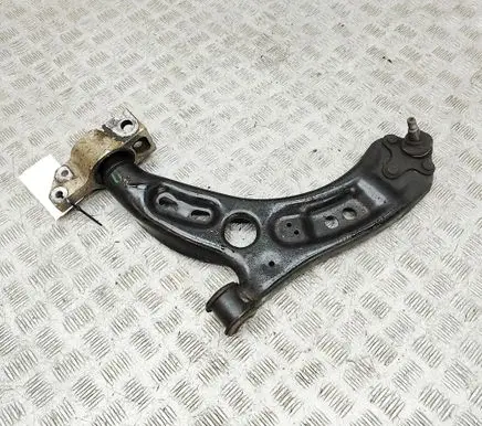 Volkswagen Tiguan Front lower control arm/wishbone 5N0407151